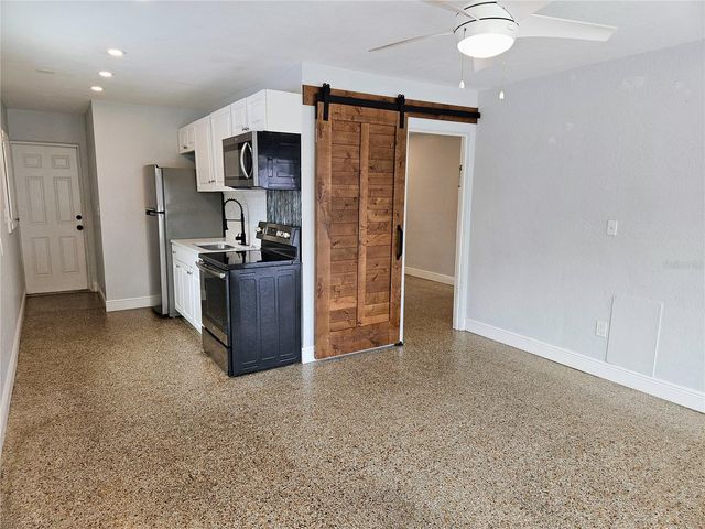 6801 48TH AVENUE N B, St Petersburg, FL 33709