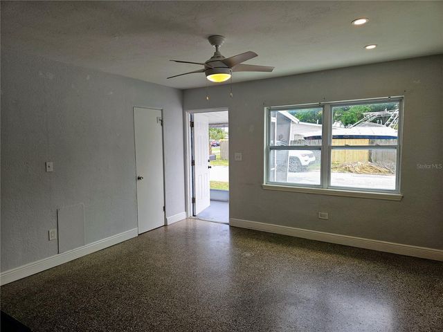 6801 48TH AVENUE N B, St Petersburg, FL 33709