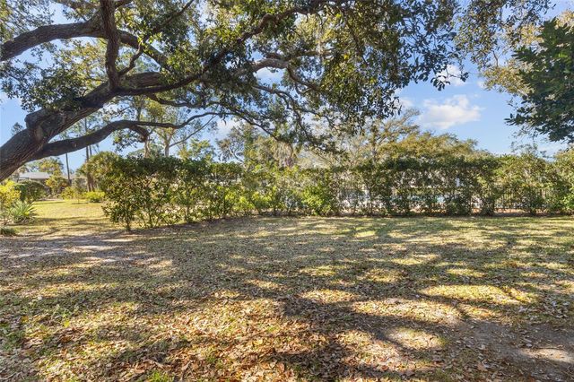 1508 PELICAN COVE ROAD 132, Sarasota, FL 34231