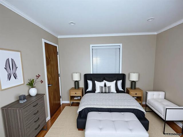 28404 Alger Boulevard, Madison Heights, MI 48071