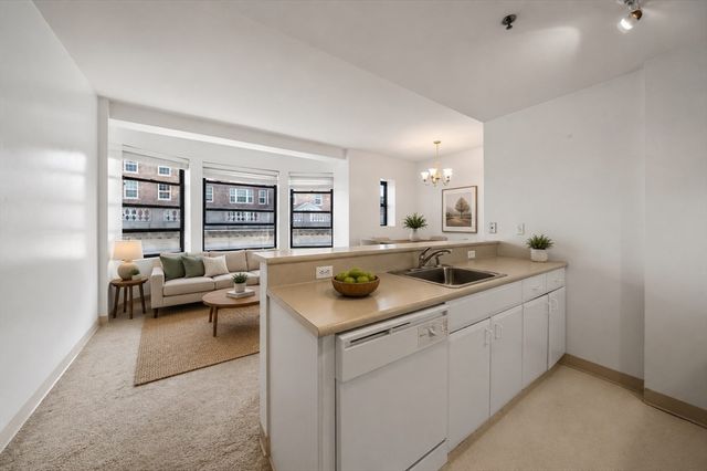 636 Beacon St 505, Boston, MA 02215