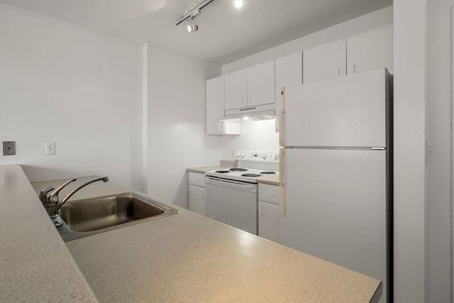636 Beacon St 505, Boston, MA 02215