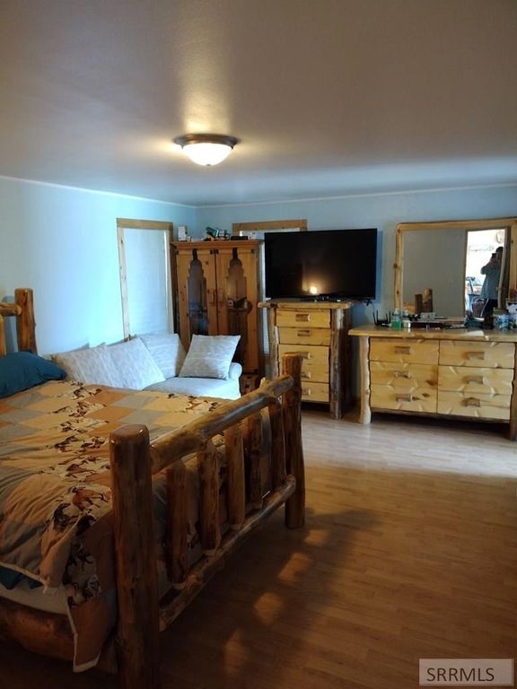 Image 14 of property listing at 3195 N 3350 W, Moore, ID 83255