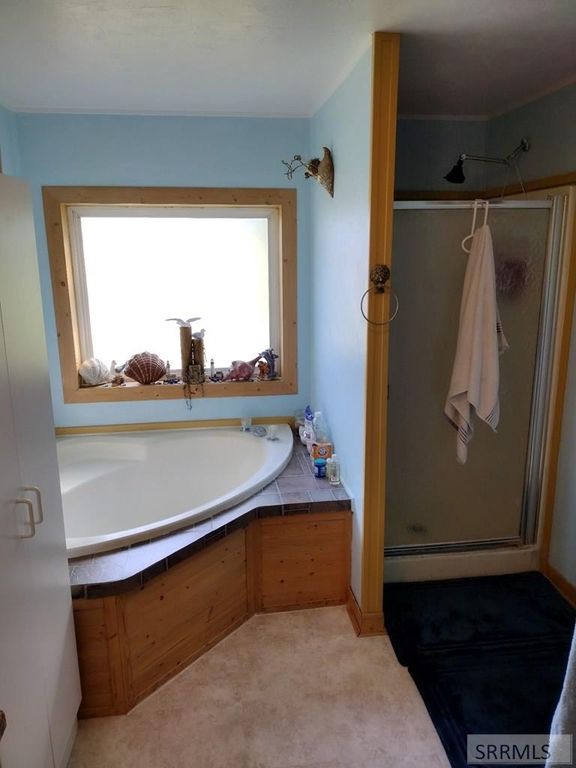 Image 15 of property listing at 3195 N 3350 W, Moore, ID 83255