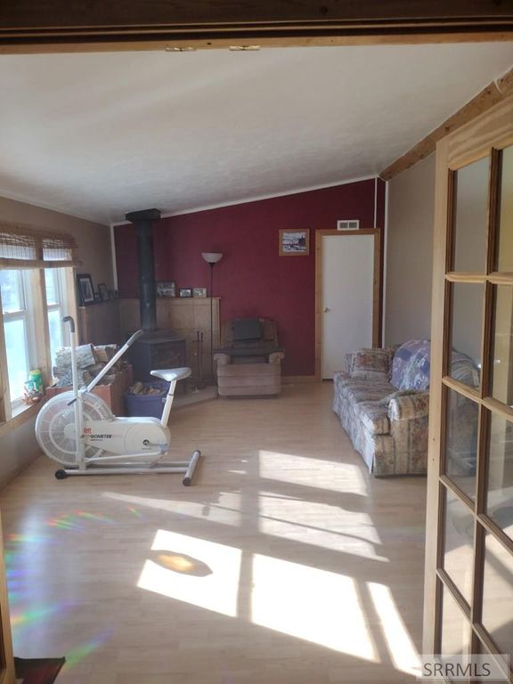 Image 18 of property listing at 3195 N 3350 W, Moore, ID 83255