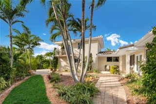 1155 S Biscayne Point Rd, Miami Beach, FL 33141