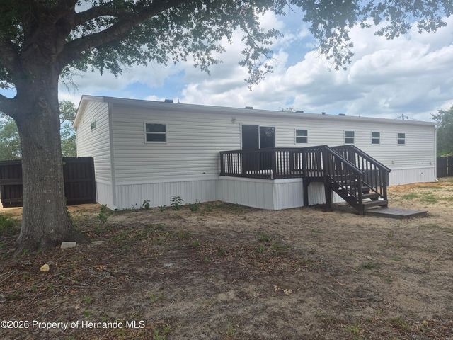 8128 Weeping Willow Street, Brooksville, FL 34613