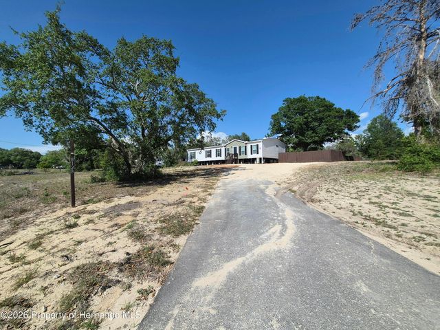 8128 Weeping Willow Street, Brooksville, FL 34613