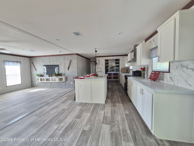 8128 Weeping Willow Street, Brooksville, FL 34613