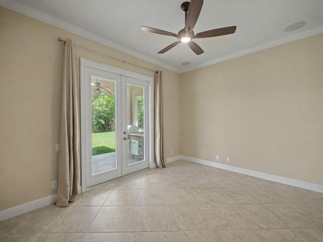 774 SW Winston Avenue, Palm City, FL 34990