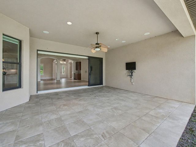 774 SW Winston Avenue, Palm City, FL 34990