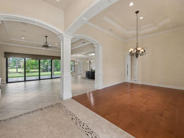 774 SW Winston Avenue, Palm City, FL 34990