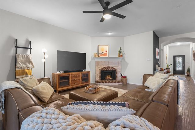 1913 Kaiser Cove, Argyle, TX 76226