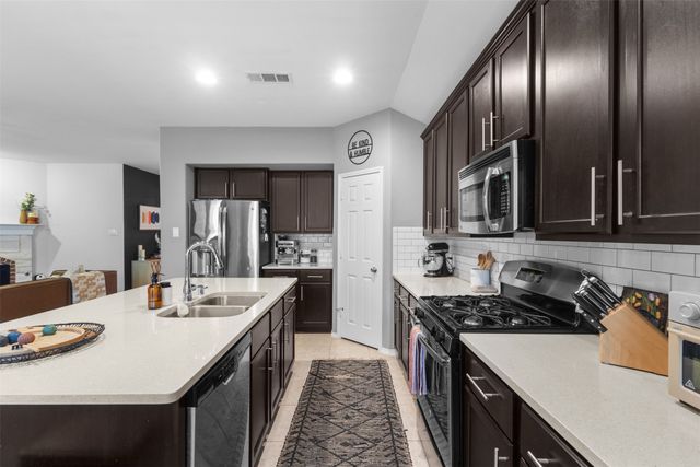 1913 Kaiser Cove, Argyle, TX 76226