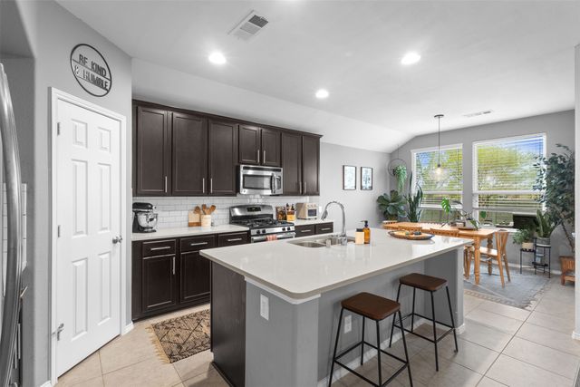 1913 Kaiser Cove, Argyle, TX 76226