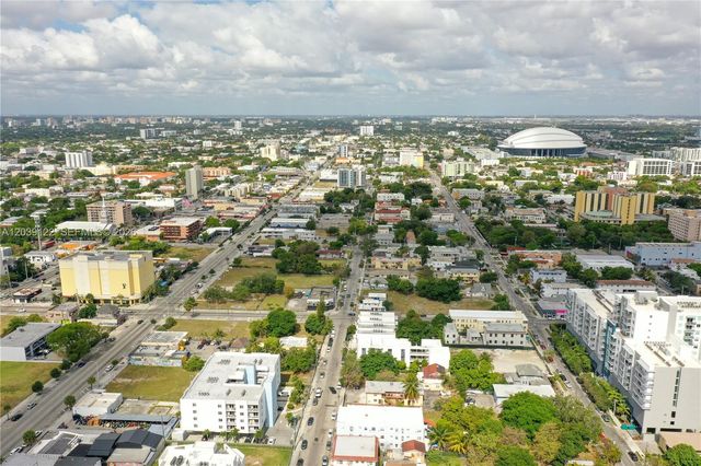 761 NW 1st Street, Miami, FL 33128