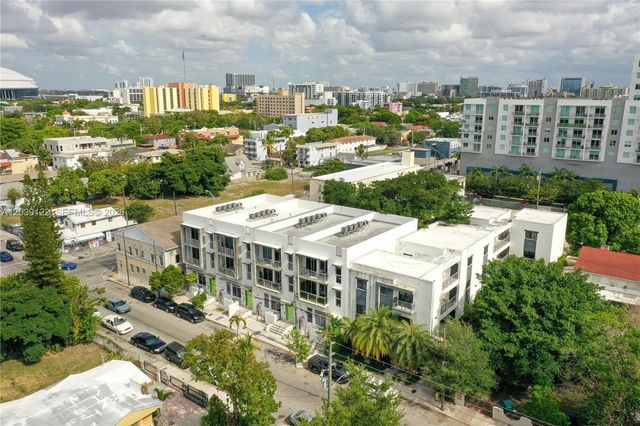 761 NW 1st Street, Miami, FL 33128