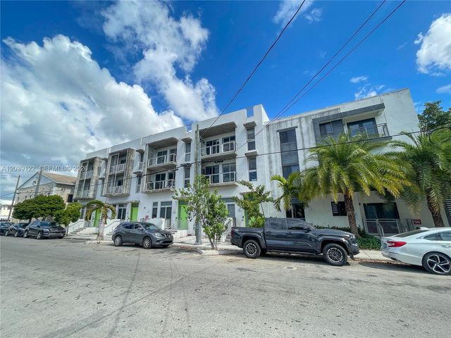 761 NW 1st Street, Miami, FL 33128