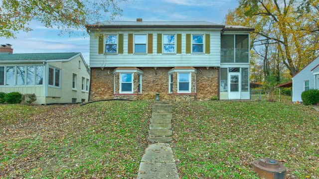 232 Fernwood Drive, Evansville, IN 47711
