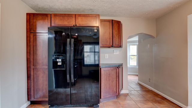 232 Fernwood Drive, Evansville, IN 47711