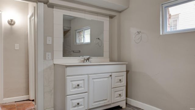 232 Fernwood Drive, Evansville, IN 47711