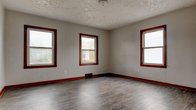 232 Fernwood Drive, Evansville, IN 47711