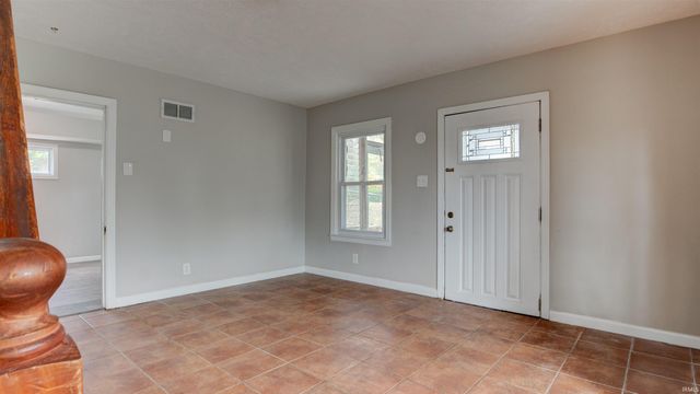 232 Fernwood Drive, Evansville, IN 47711