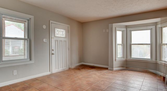 232 Fernwood Drive, Evansville, IN 47711