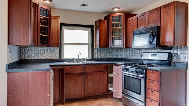 232 Fernwood Drive, Evansville, IN 47711