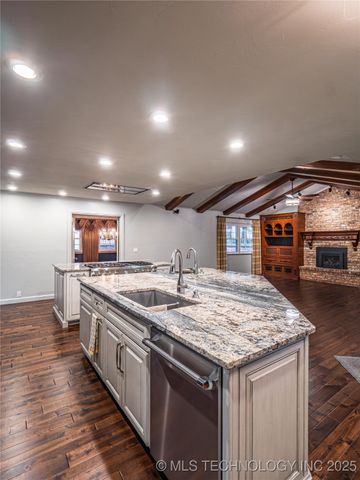 1842 Wood, Mcalester, OK 74501