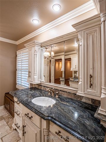 1842 Wood, Mcalester, OK 74501