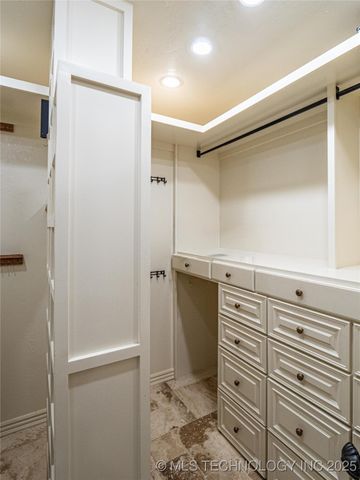 1842 Wood, Mcalester, OK 74501