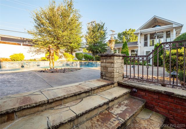 1842 Wood, Mcalester, OK 74501