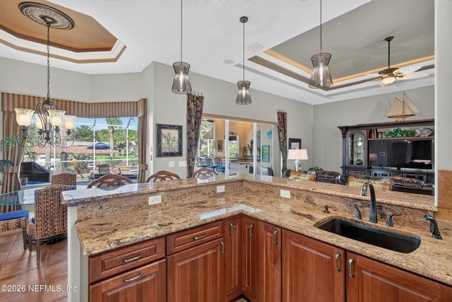 8 OLD OAK Drive N, Palm Coast, FL 32137