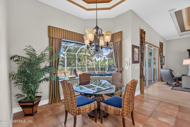 8 OLD OAK Drive N, Palm Coast, FL 32137