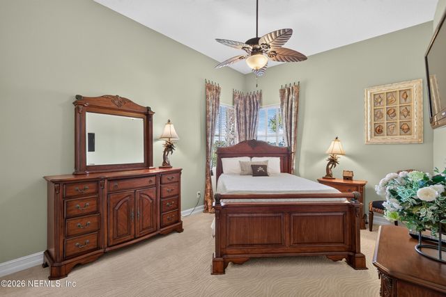 8 OLD OAK Drive N, Palm Coast, FL 32137