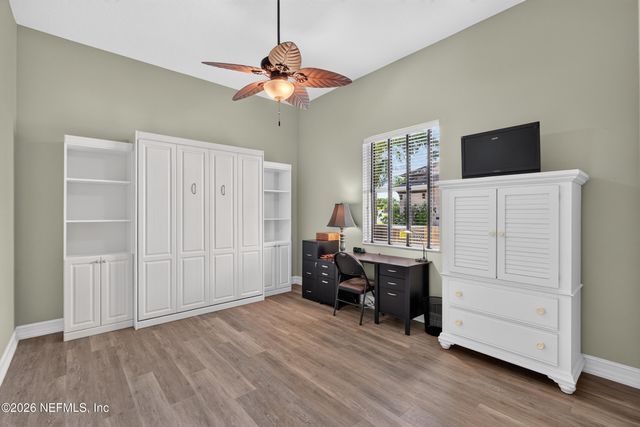 8 OLD OAK Drive N, Palm Coast, FL 32137