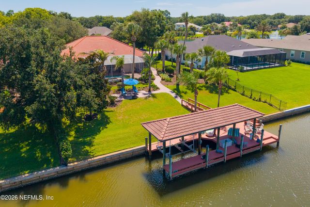 8 OLD OAK Drive N, Palm Coast, FL 32137