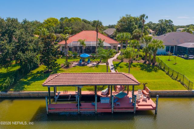 8 OLD OAK Drive N, Palm Coast, FL 32137