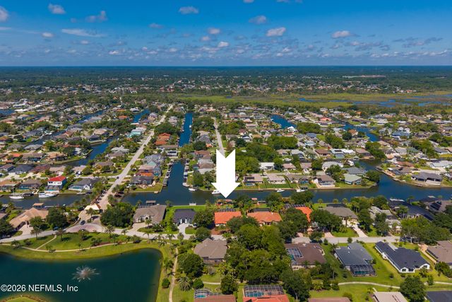8 OLD OAK Drive N, Palm Coast, FL 32137