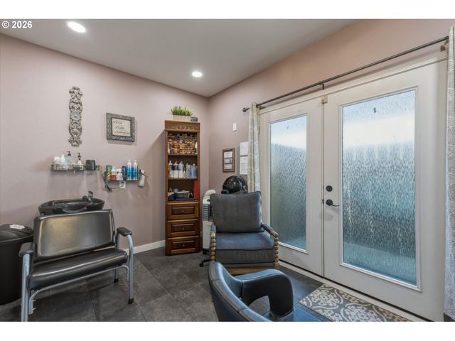 527 26TH Ave, Longview, WA 98632