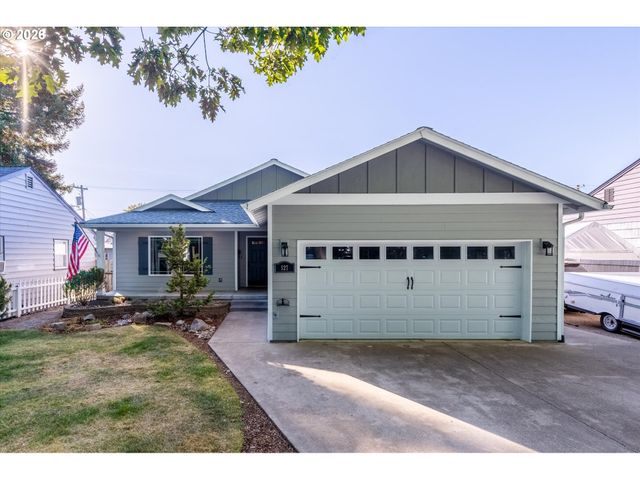 527 26TH Ave, Longview, WA 98632