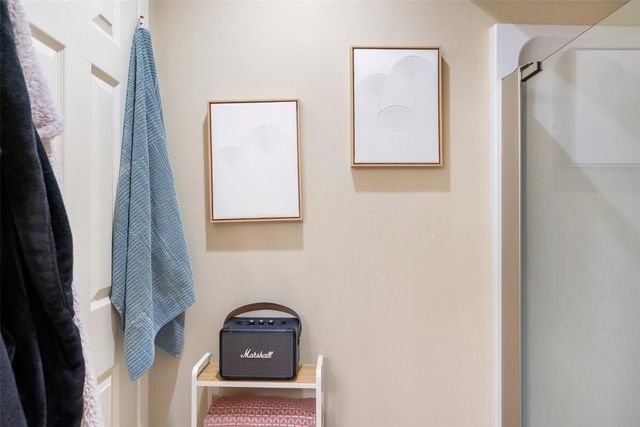 806 W 24th ST 328, Austin, TX 78705