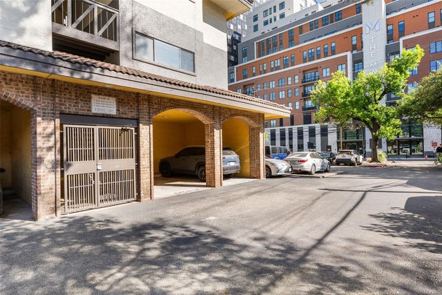 806 W 24th ST 328, Austin, TX 78705