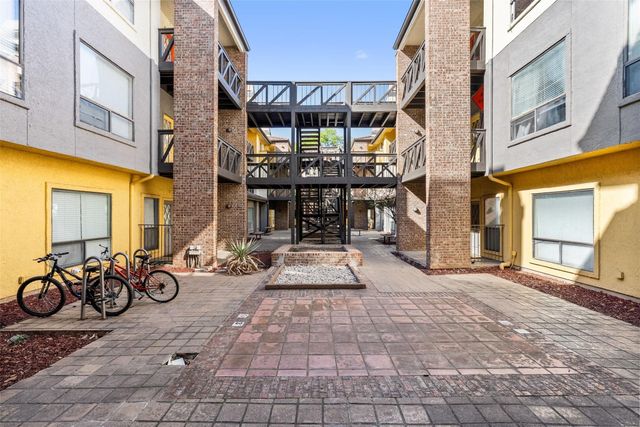 806 W 24th ST 328, Austin, TX 78705