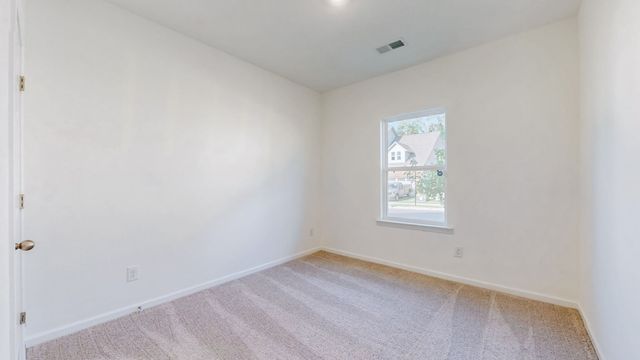 156 Hampshire Way, White House, TN 37188