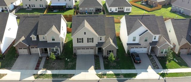 156 Hampshire Way, White House, TN 37188