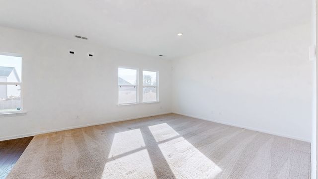 156 Hampshire Way, White House, TN 37188