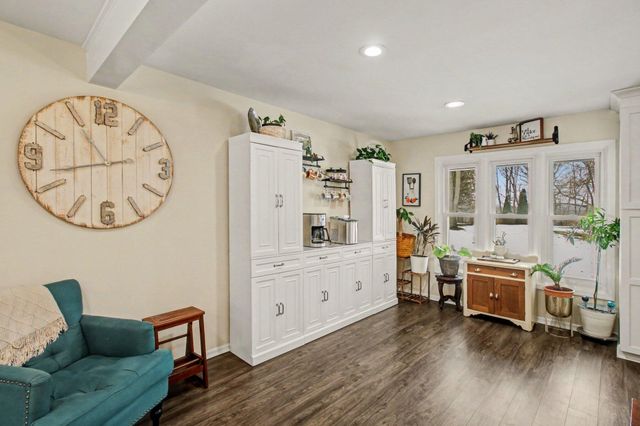 5060 Glenway Drive, Brighton, MI 48116