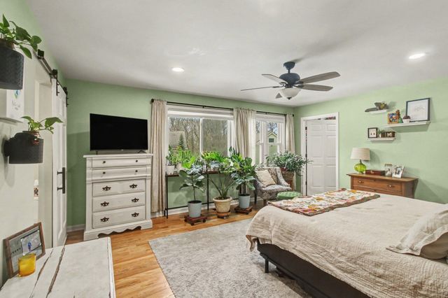 5060 Glenway Drive, Brighton, MI 48116